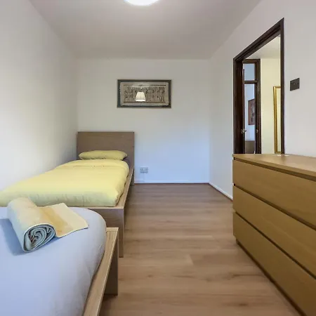 Beautiful 2 Bedroom & Balcony Flat In Central London Exterior photo