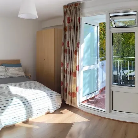 Beautiful 2 Bedroom & Balcony Flat In Central London Exterior photo